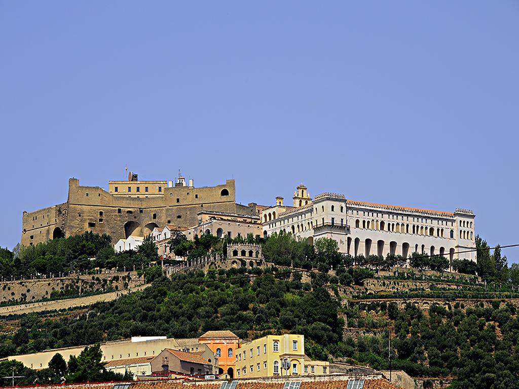 La Piazza Al Vomero Neapel Exteriör bild